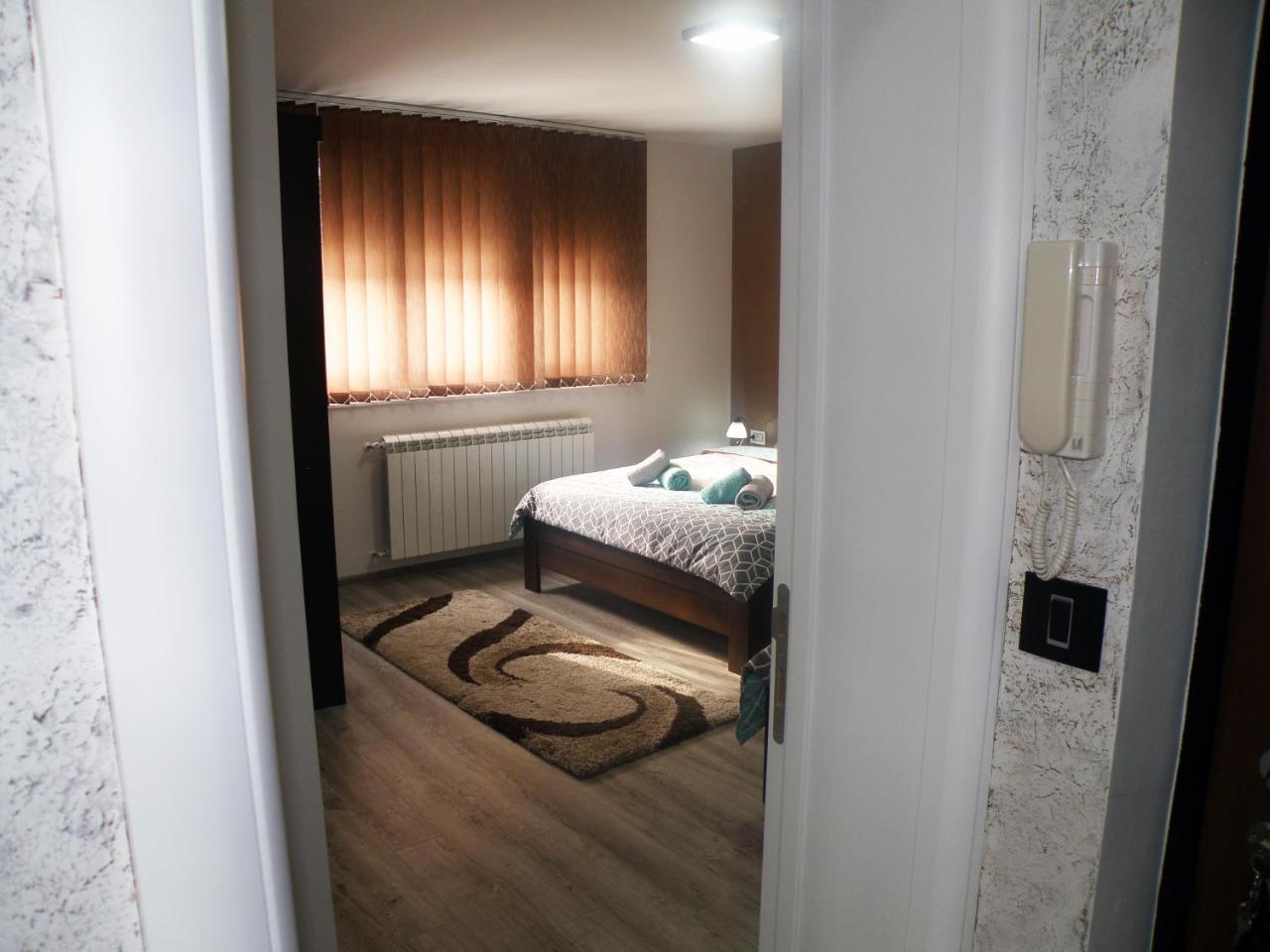 Kristal Apartmani Arandjelovac Εξωτερικό φωτογραφία